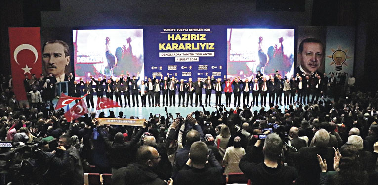 Denizli AK Parti’de 19 ilçenin belediye başkan adayları açıklandı   