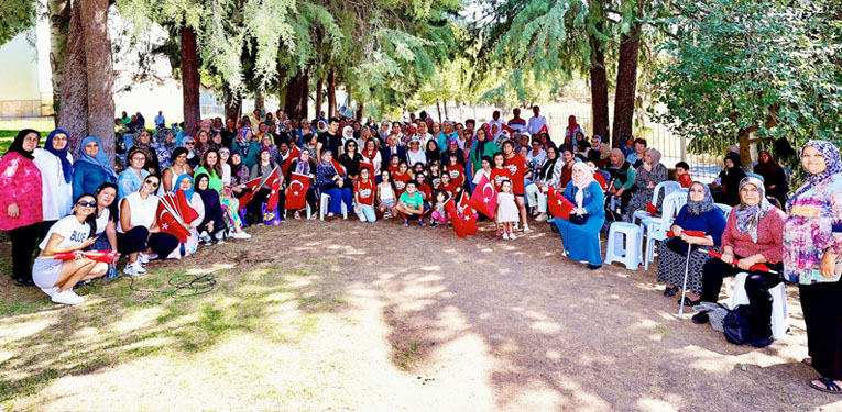 Başkan Zolan, Cankurtaran yaz kampı finalinde kadınlarla buluştu