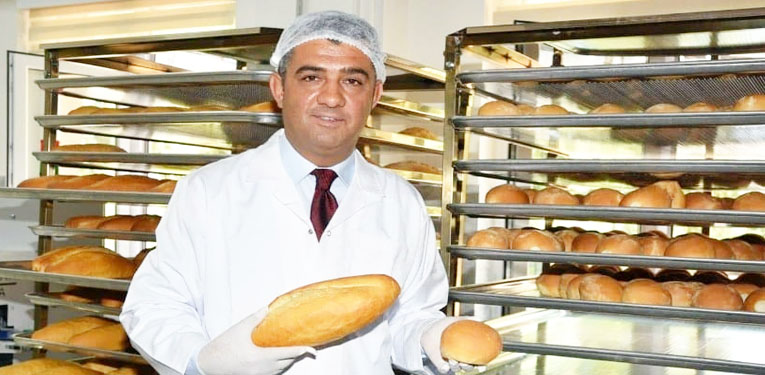 Meslek liseliler, afetzedelere ekmek üretiyor