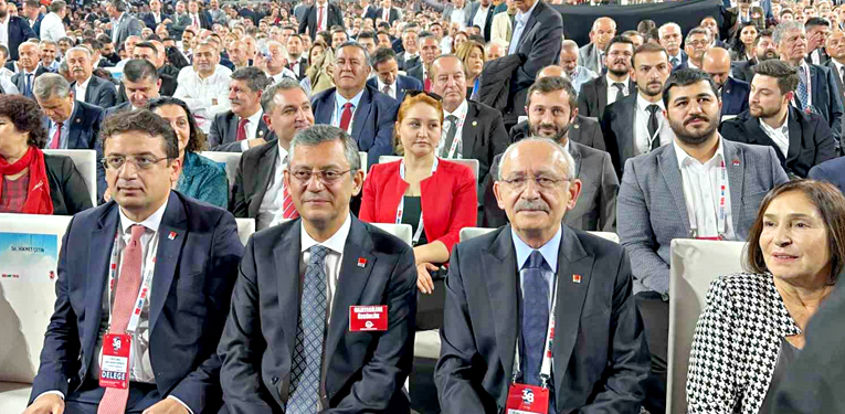 CHP’nin yeni Genel Başkanı Özgür Özel oldu